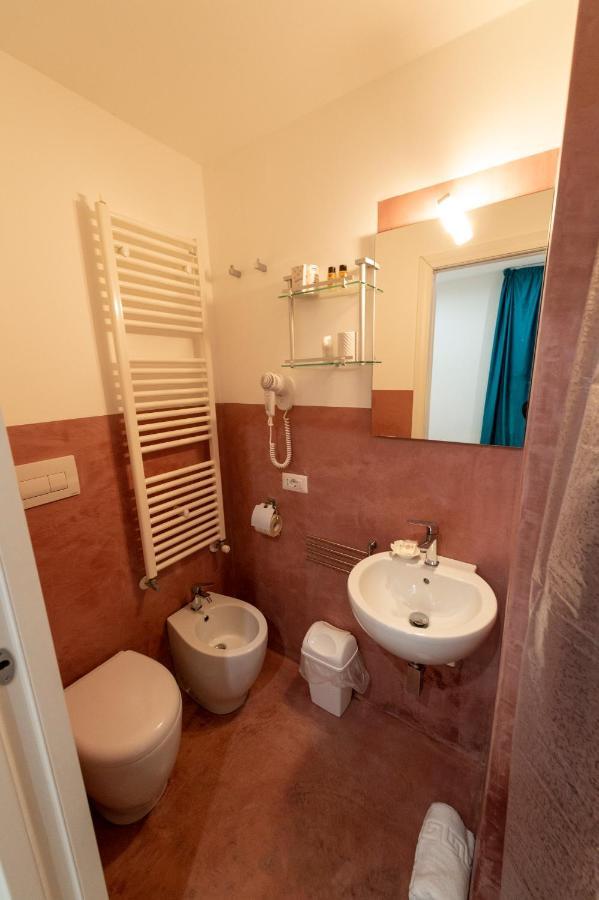 Claire Bed & Breakfast Gallipoli Exterior photo