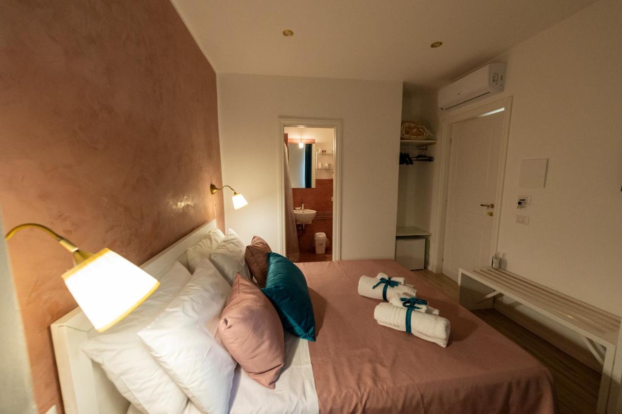 Claire Bed & Breakfast Gallipoli Exterior photo